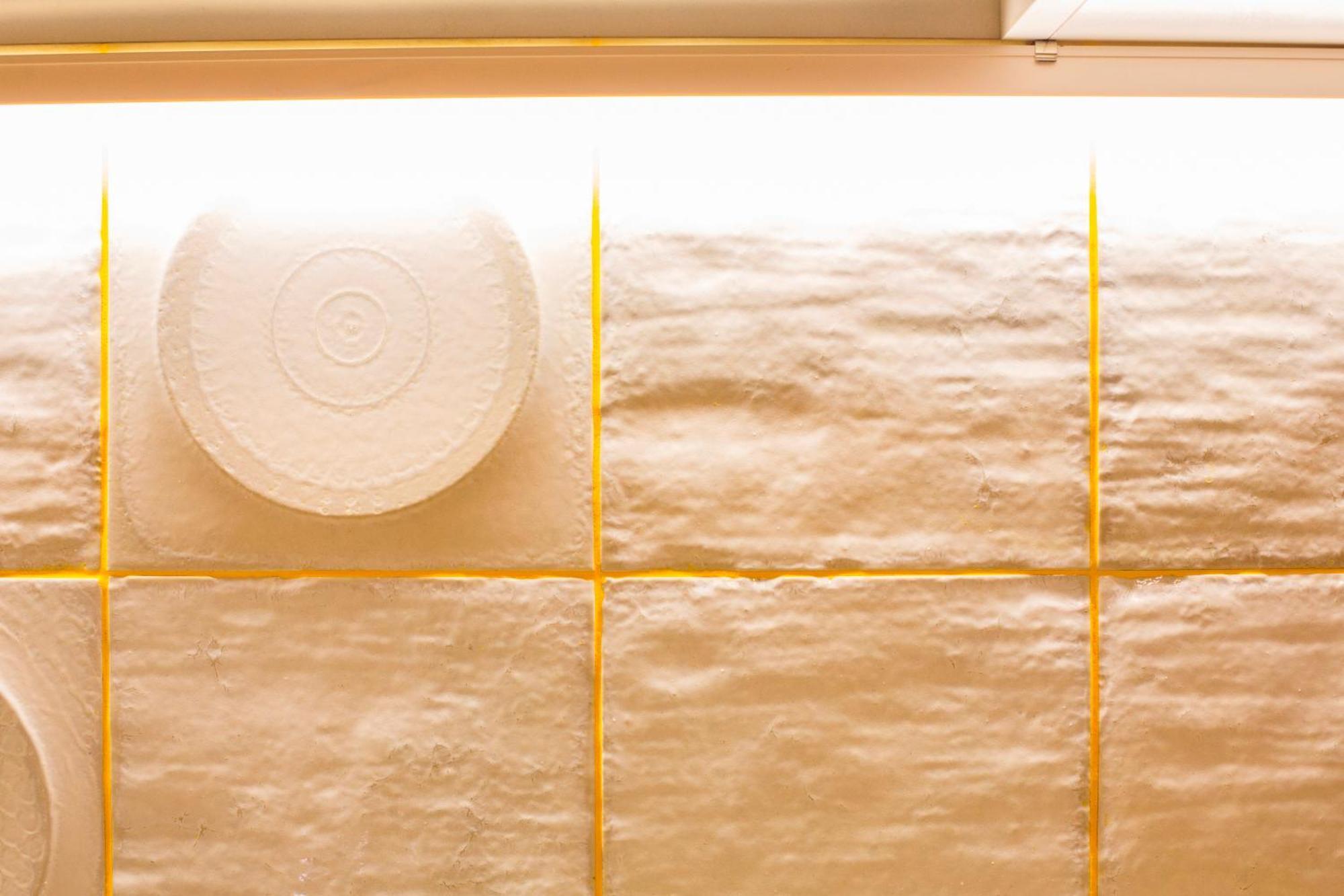 Yellow Apartment In Avlabari Tbilisi Exterior photo